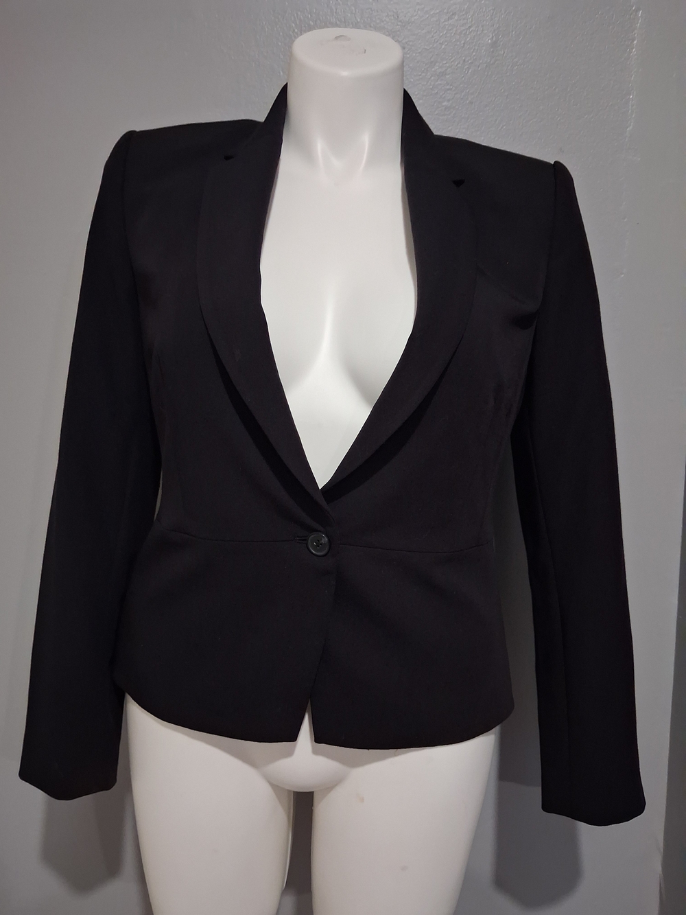 Women's Black Single-Button Tailored Blazer